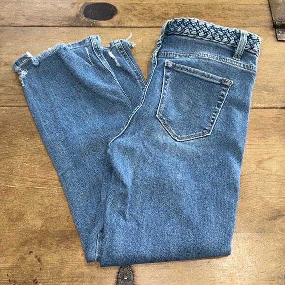 Women's Miss Me Blue Jeans with Button Fly with distressed hem ankles size 25 - Picture 4 of 10